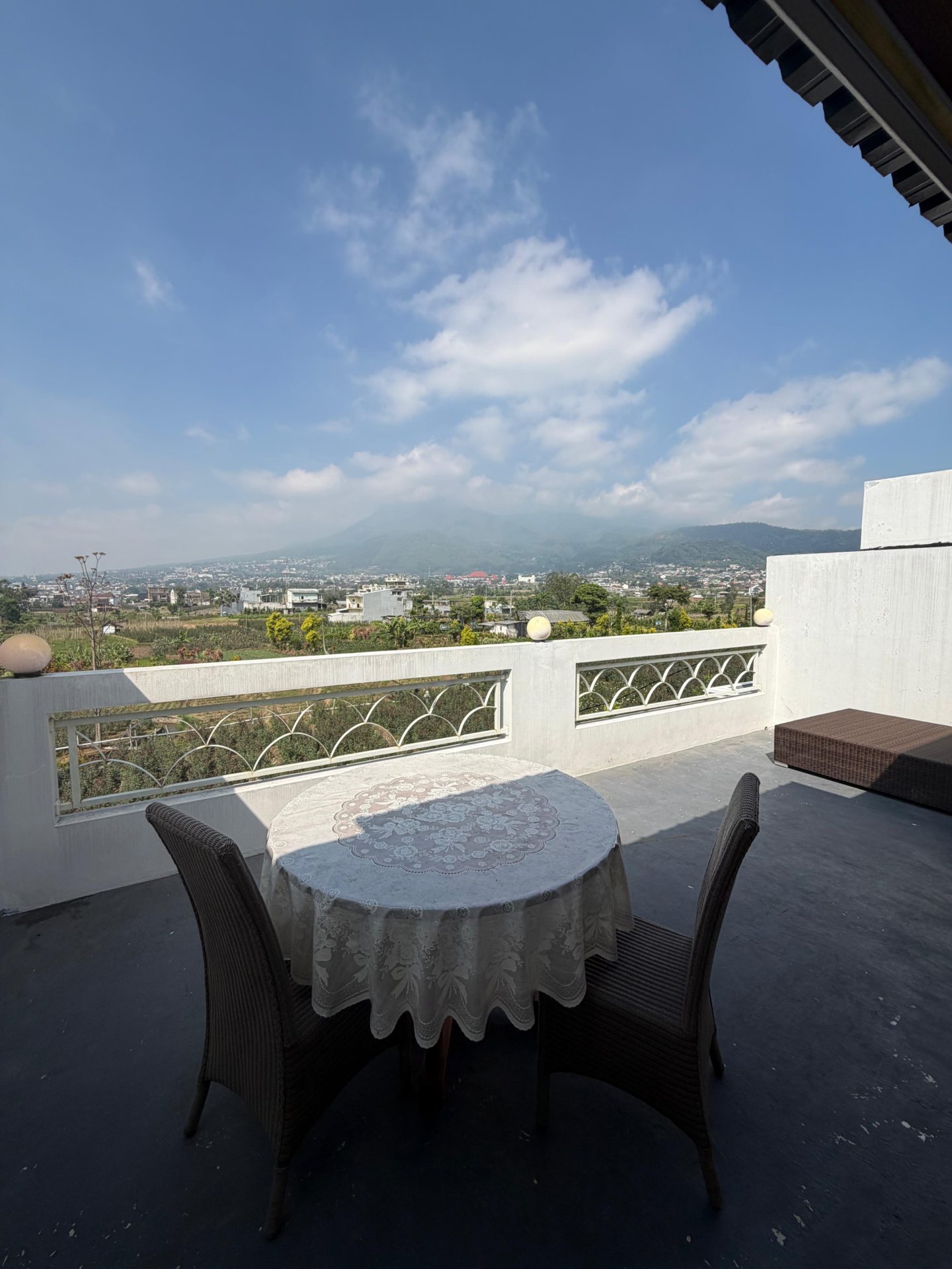 Villa Berlian — Sewa Villa Private Pool Batu Malang